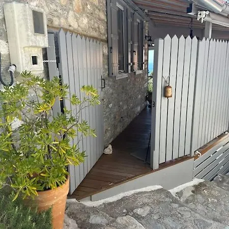 Kalyvaki Panormos (Skopelos)